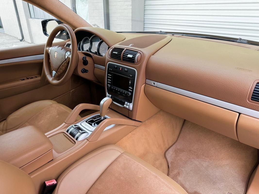 2010 Porsche Cayenne GTS