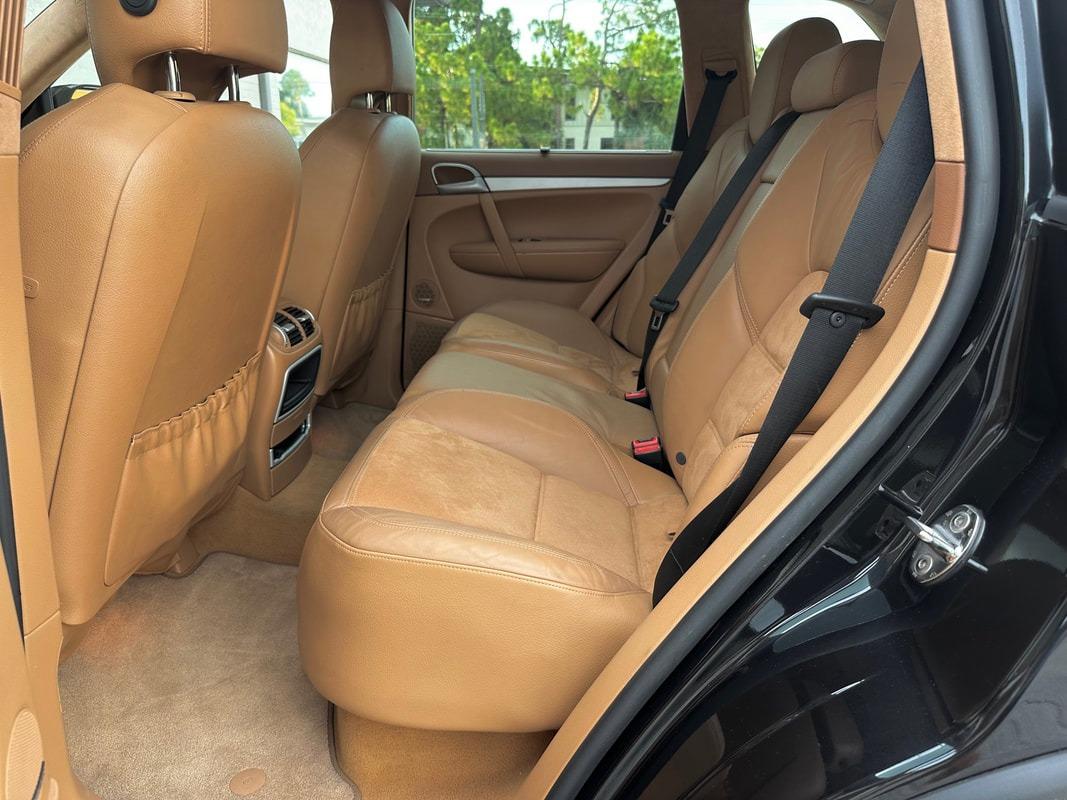 2010 Porsche Cayenne GTS