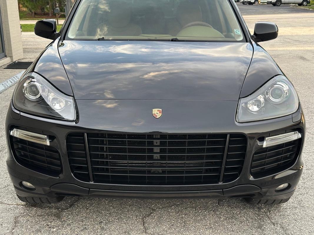 2010 Porsche Cayenne GTS