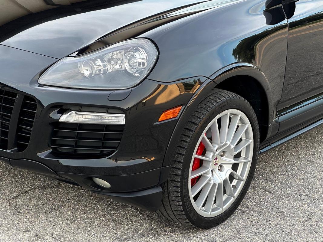 2010 Porsche Cayenne GTS
