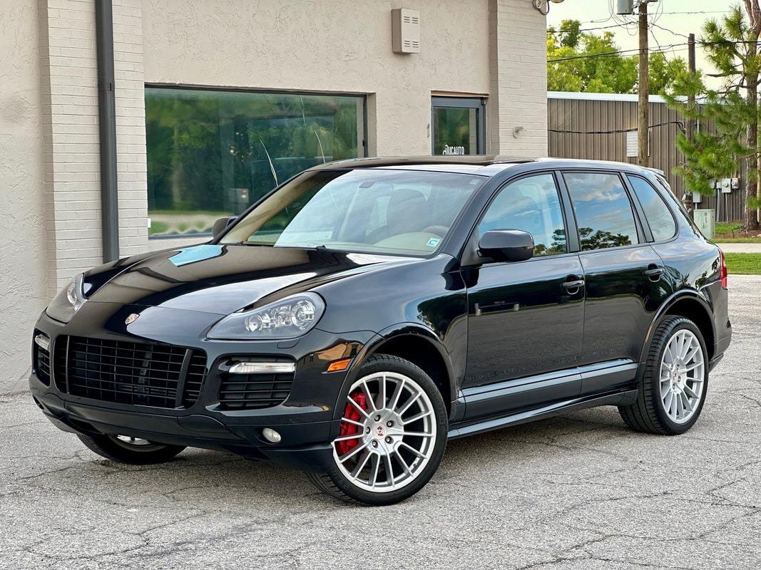 2010 Porsche Cayenne GTS