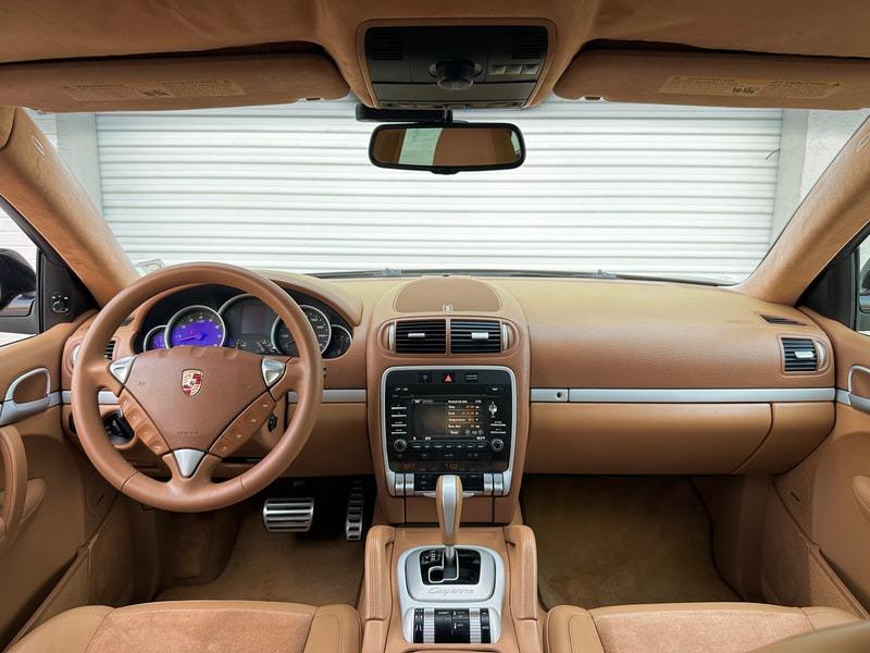 2010 Porsche Cayenne GTS