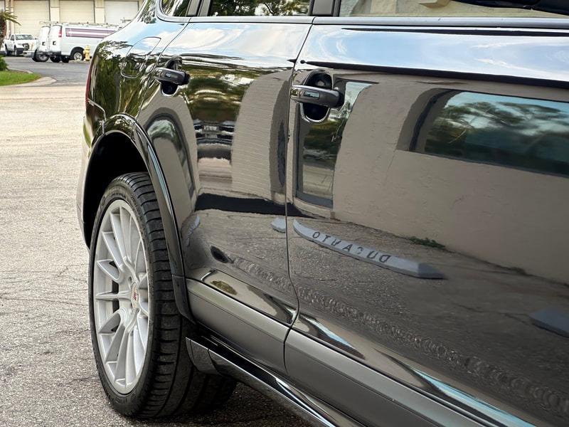 2010 Porsche Cayenne GTS