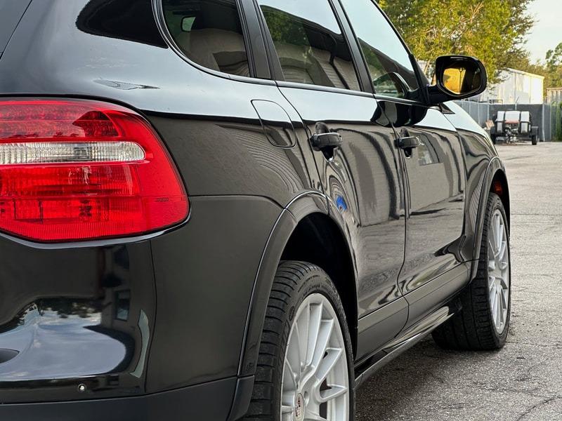 2010 Porsche Cayenne GTS