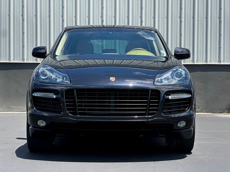 2010 Porsche Cayenne GTS