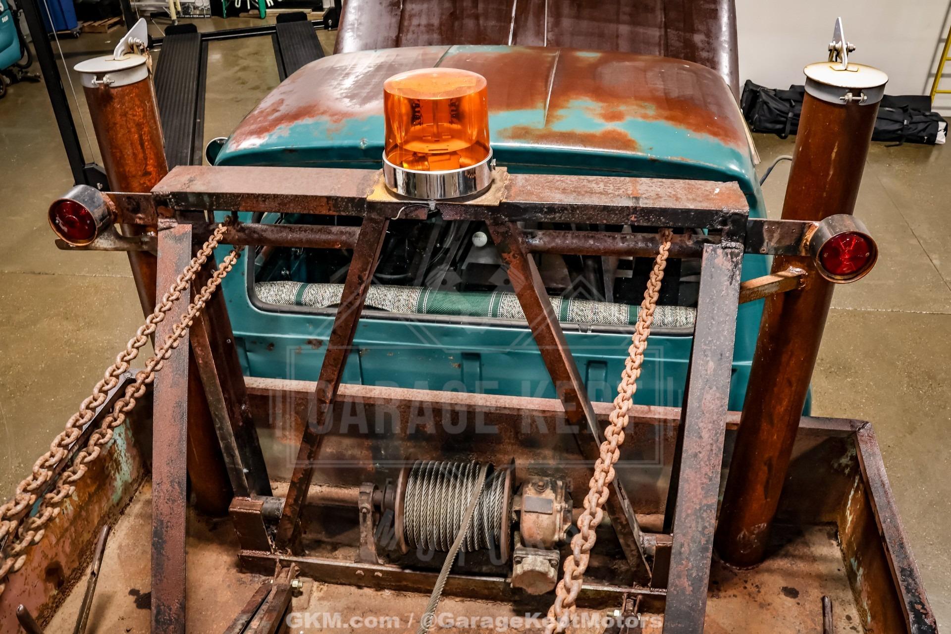 1964 Ford F-350 Tow Truck