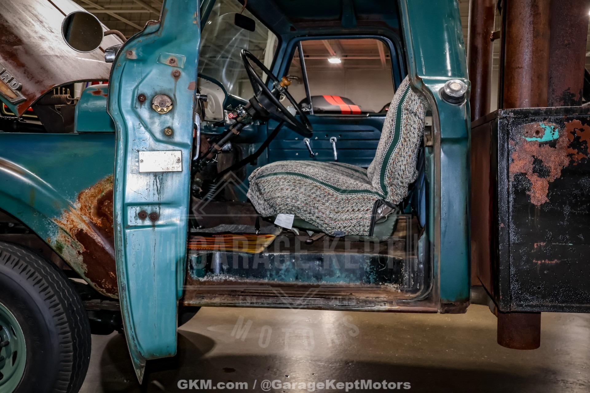 1964 Ford F-350 Tow Truck