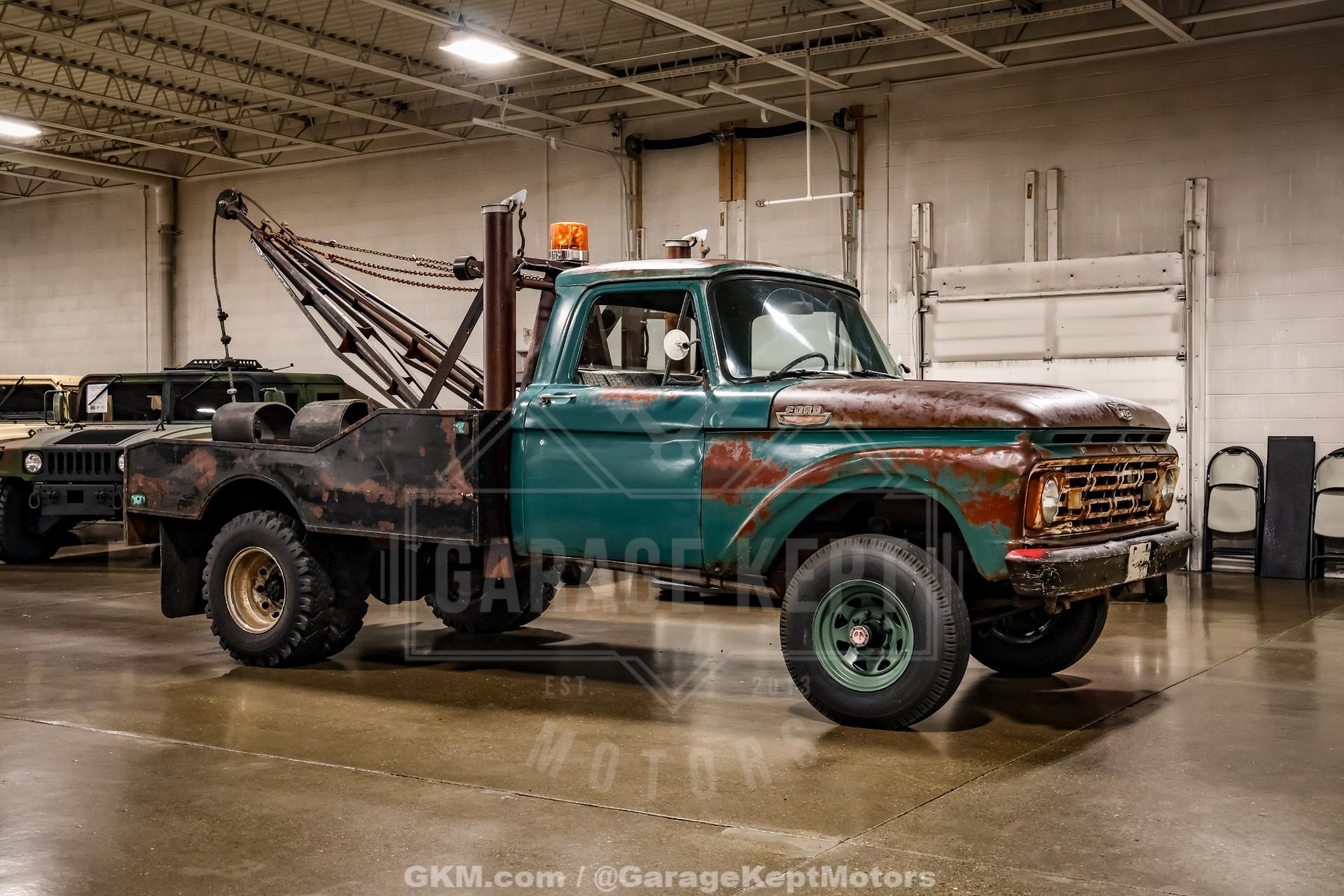 1964 Ford F-350 Tow Truck