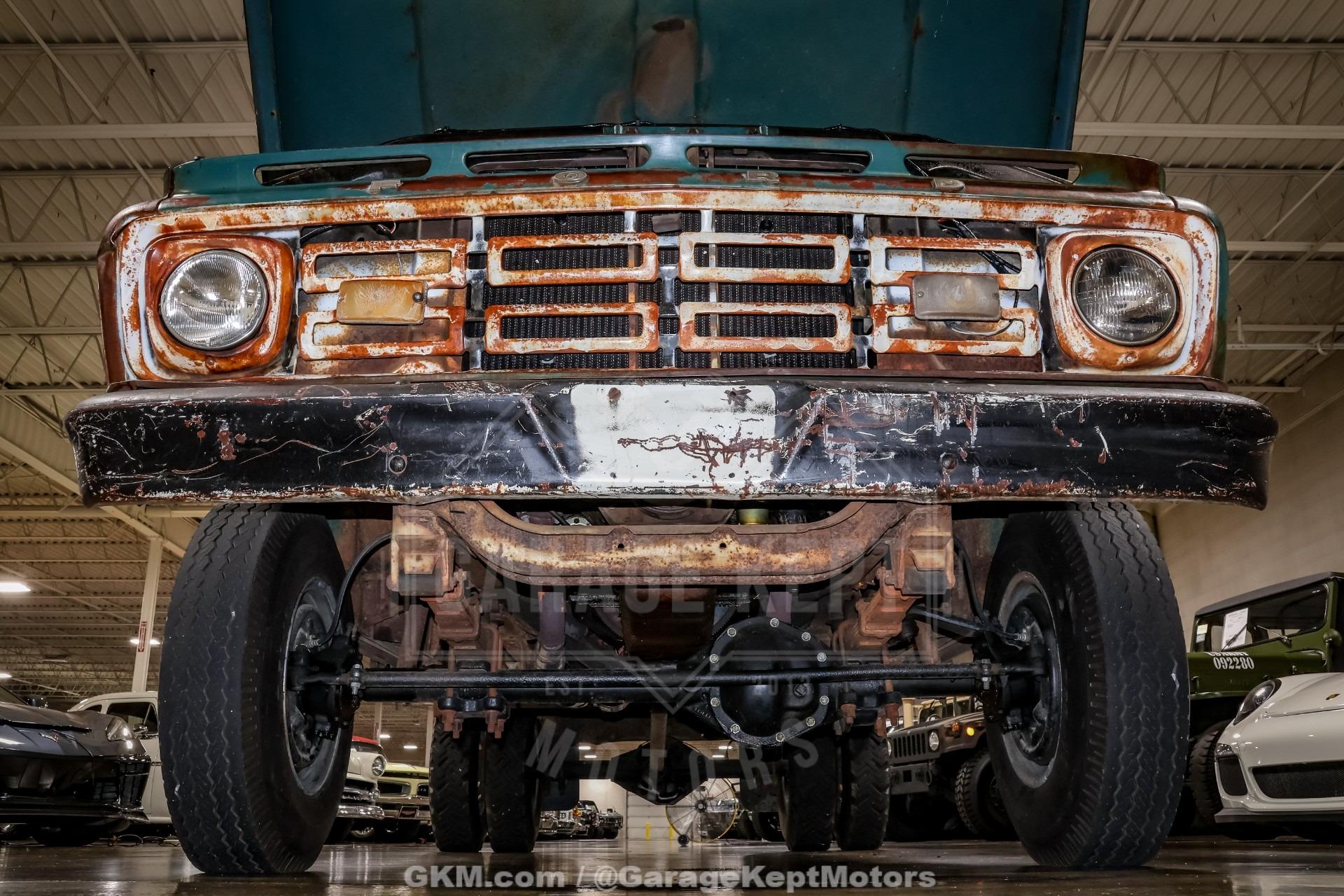 1964 Ford F-350 Tow Truck