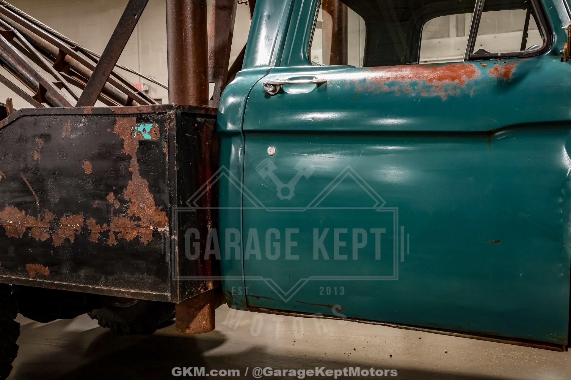1964 Ford F-350 Tow Truck