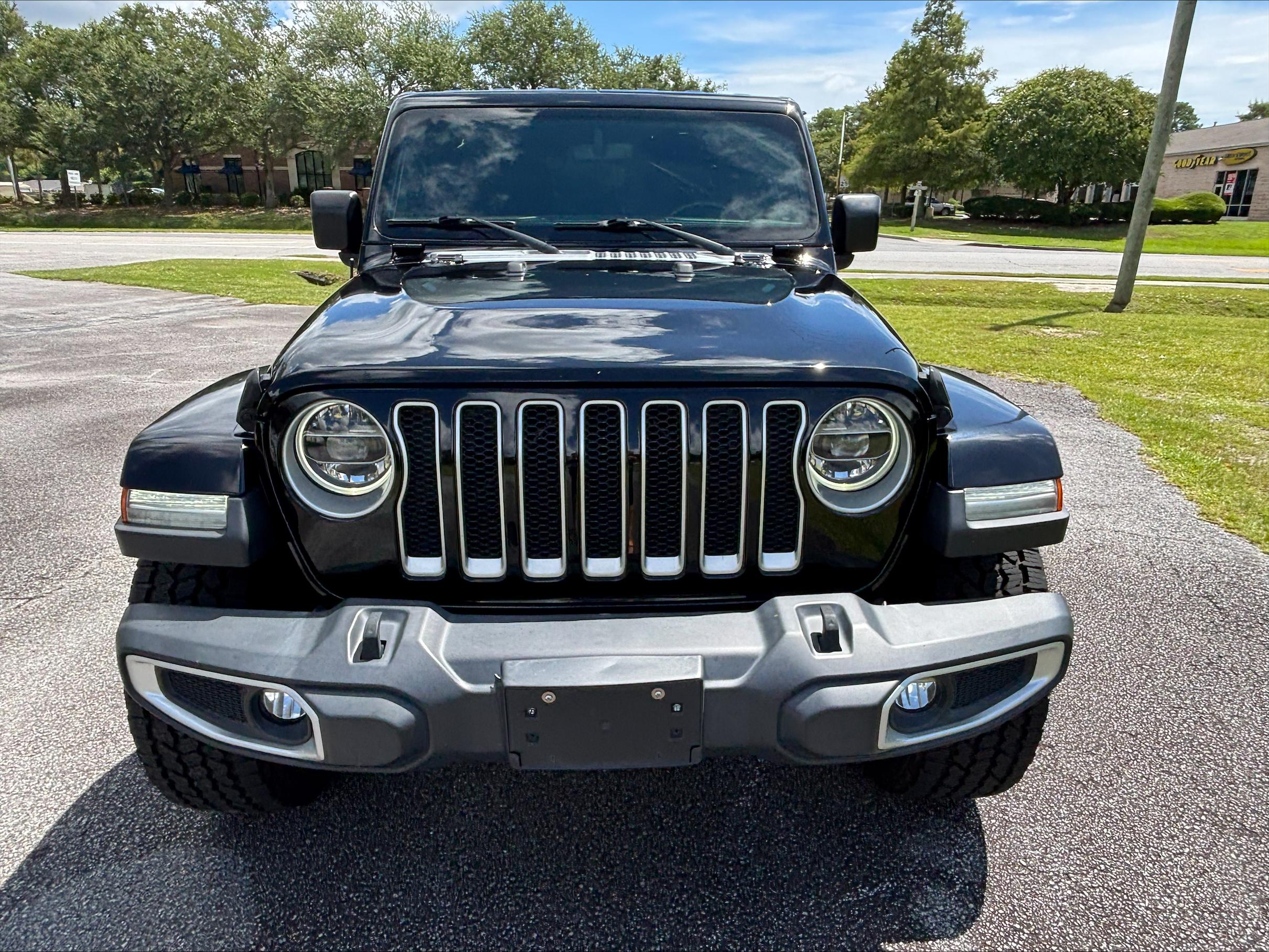 2020 Jeep Wrangler Sahara True North Edition - 4