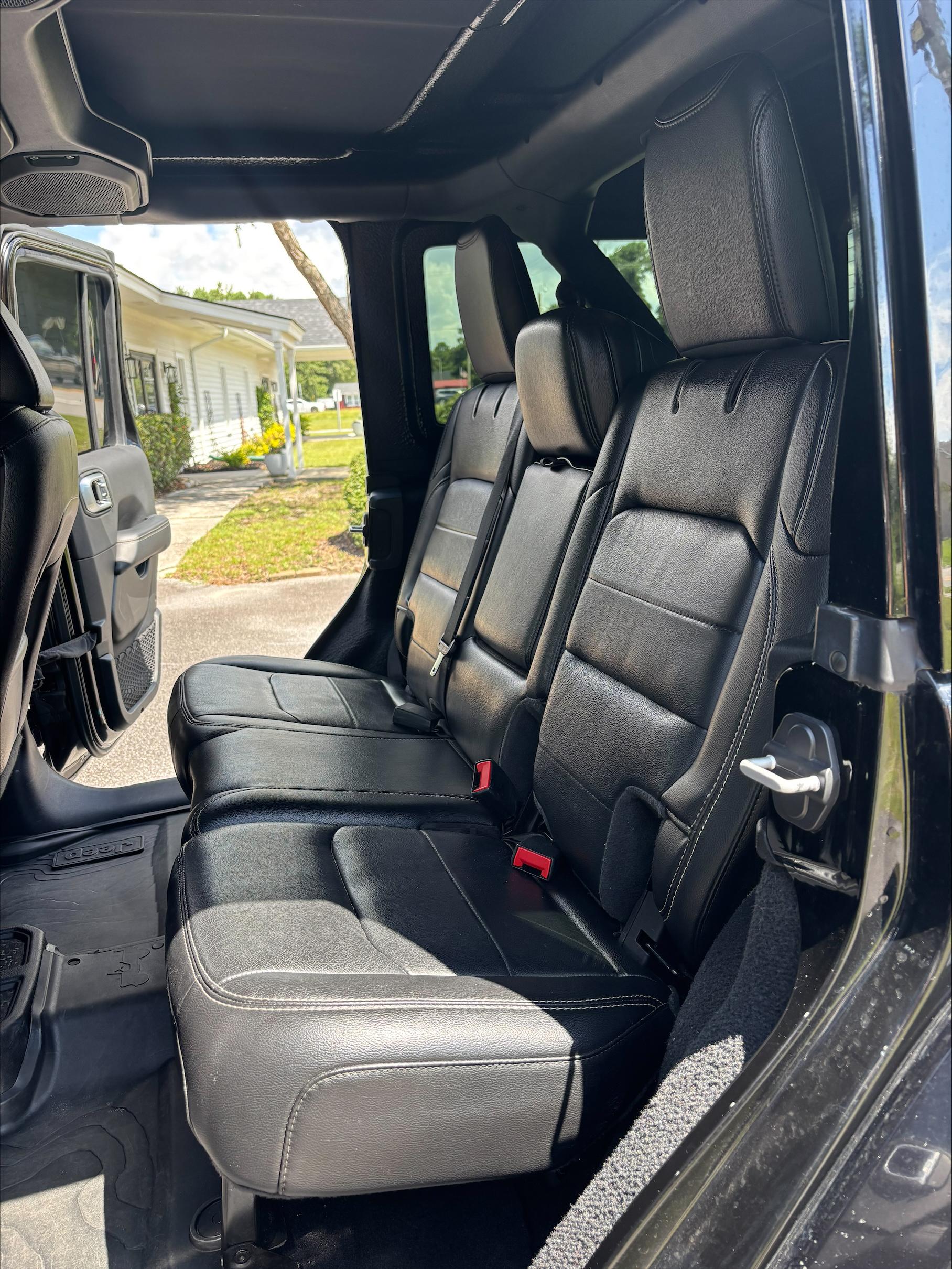 2020 Jeep Wrangler Sahara True North Edition