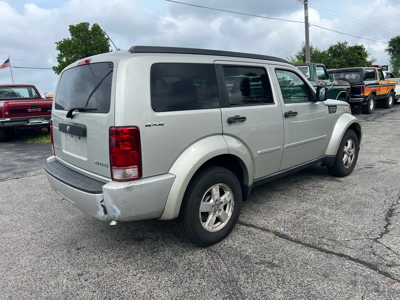 2009 Dodge Nitro SE - 4