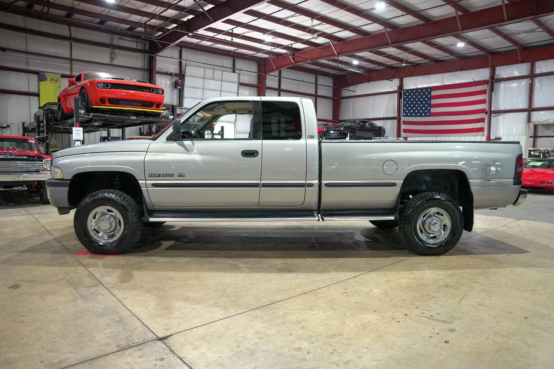 1998 Dodge Ram 2500 Laramie SLT - 2
