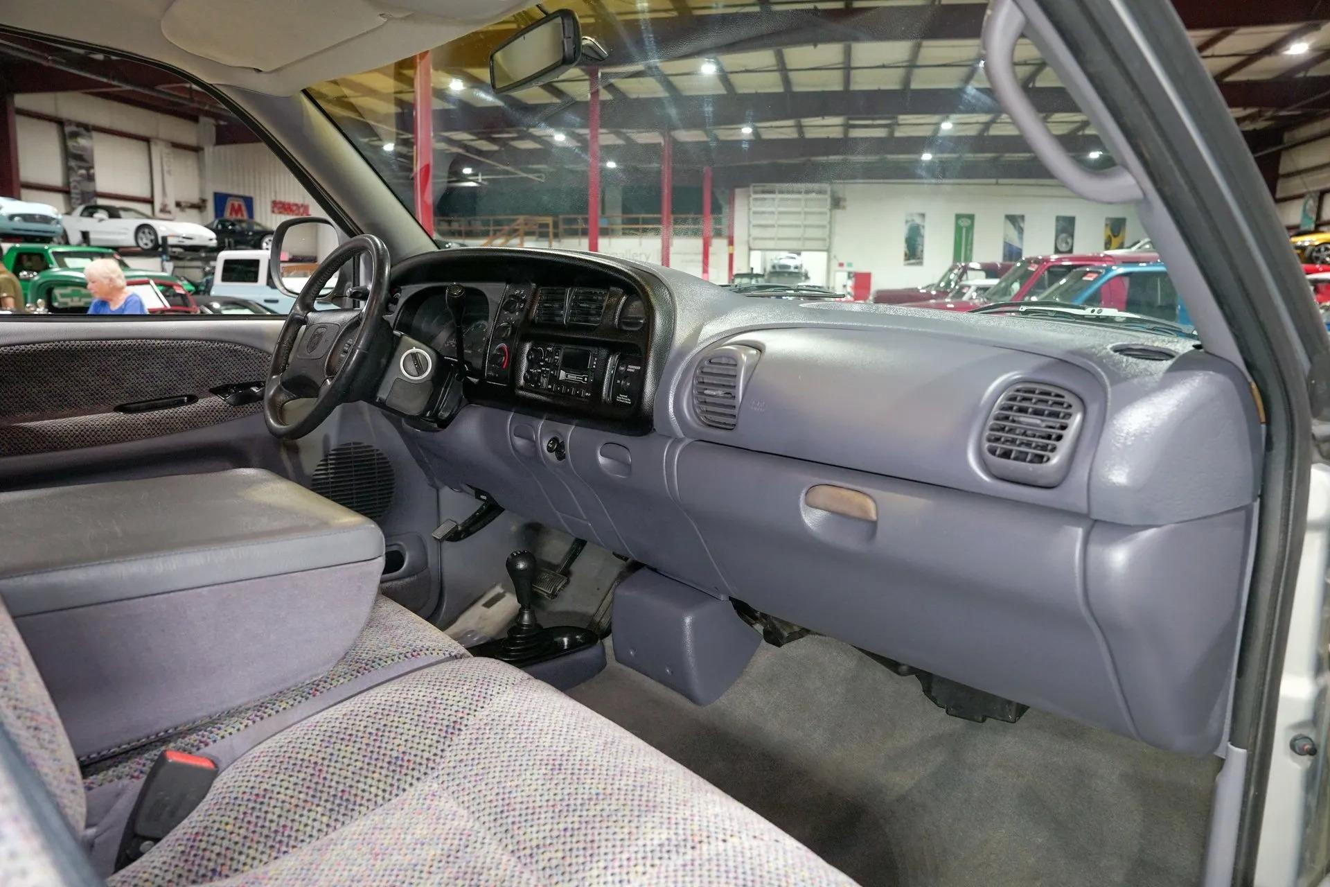 1998 Dodge Ram 2500 Laramie SLT