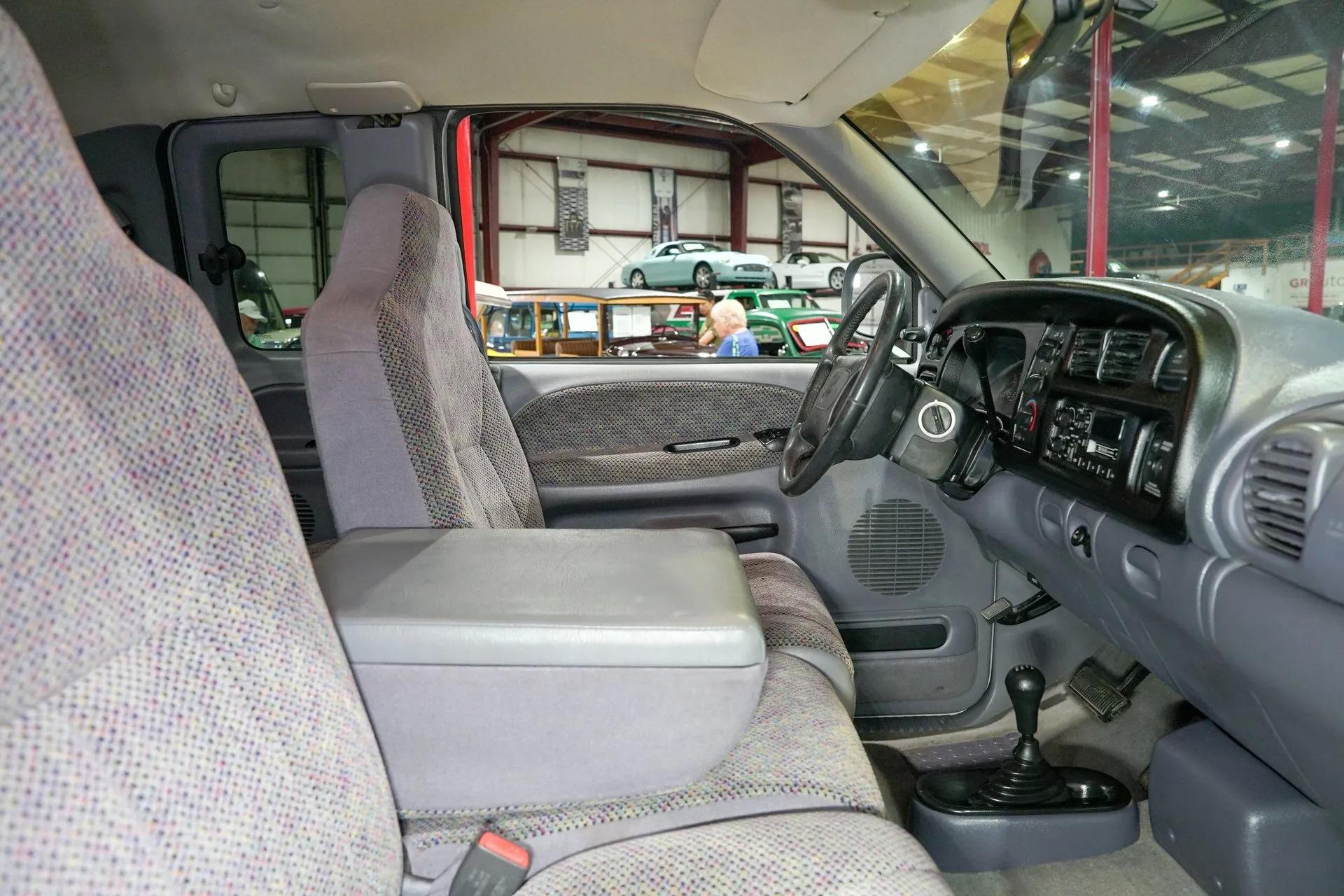 1998 Dodge Ram 2500 Laramie SLT