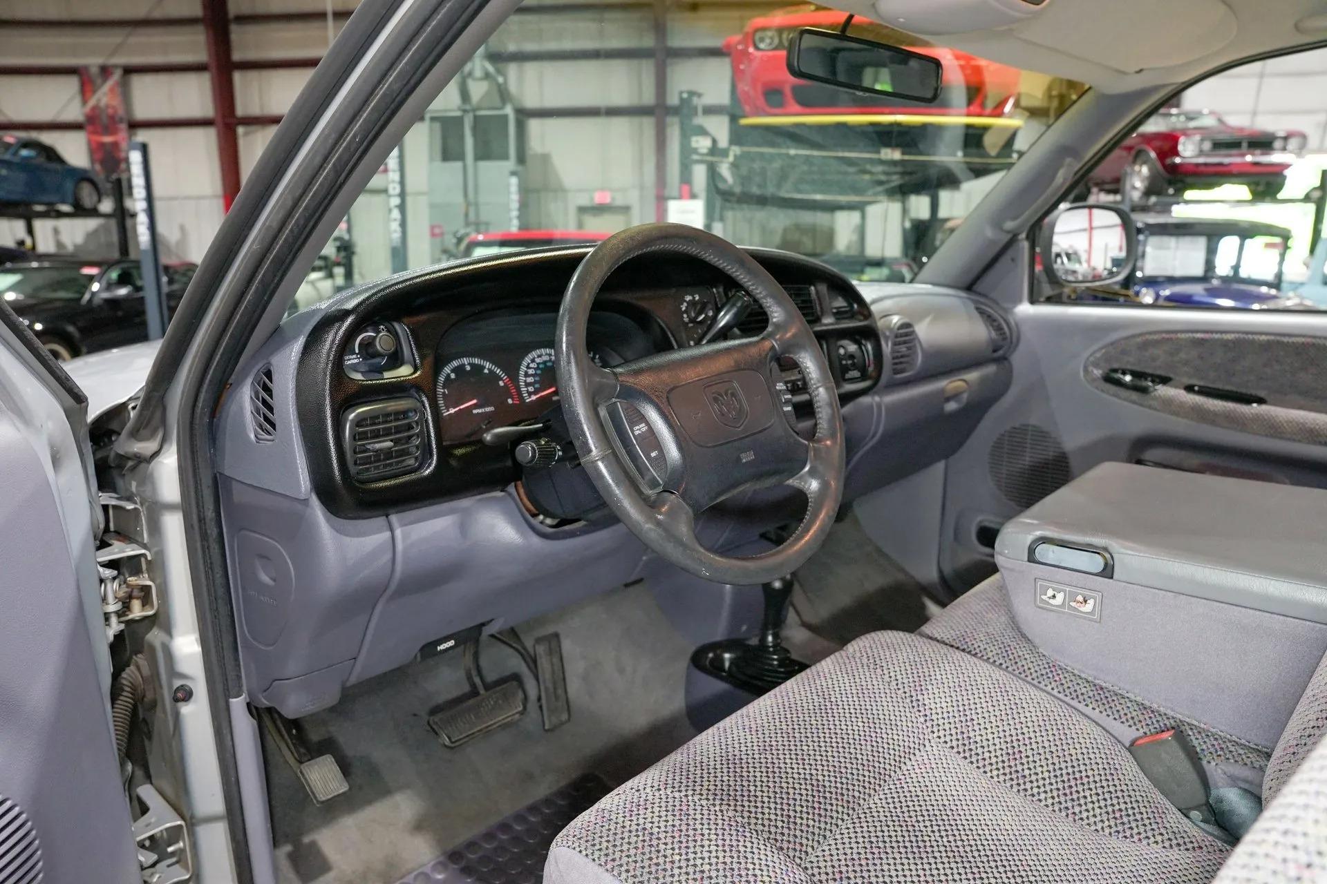 1998 Dodge Ram 2500 Laramie SLT