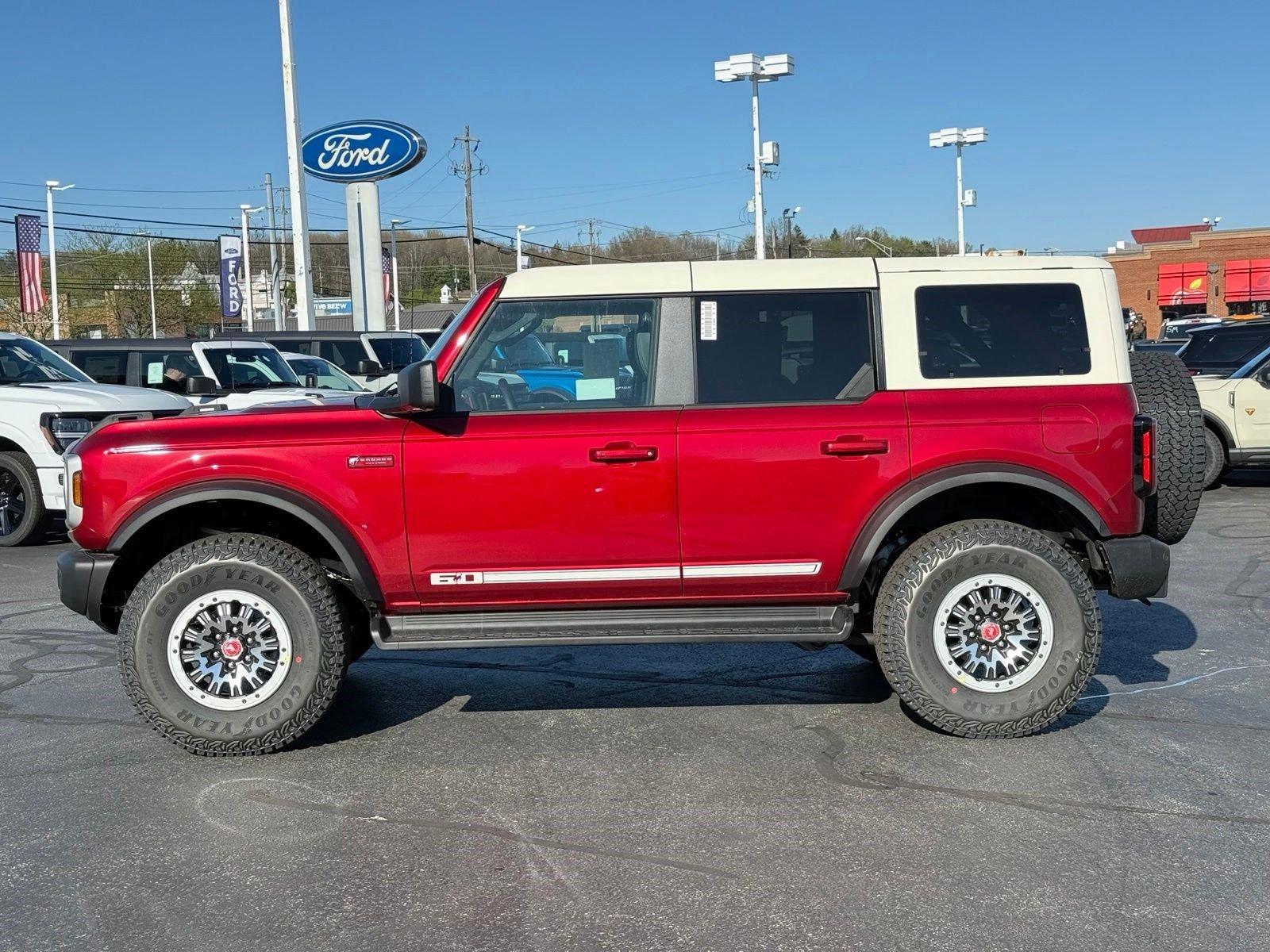 2026 Ford Bronco Outer Banks - 2
