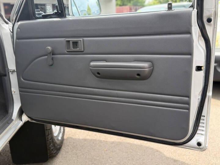 1991 Toyota Pickup Deluxe Extended Cab