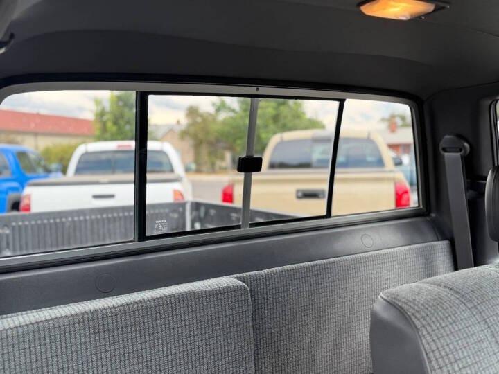 1991 Toyota Pickup Deluxe Extended Cab