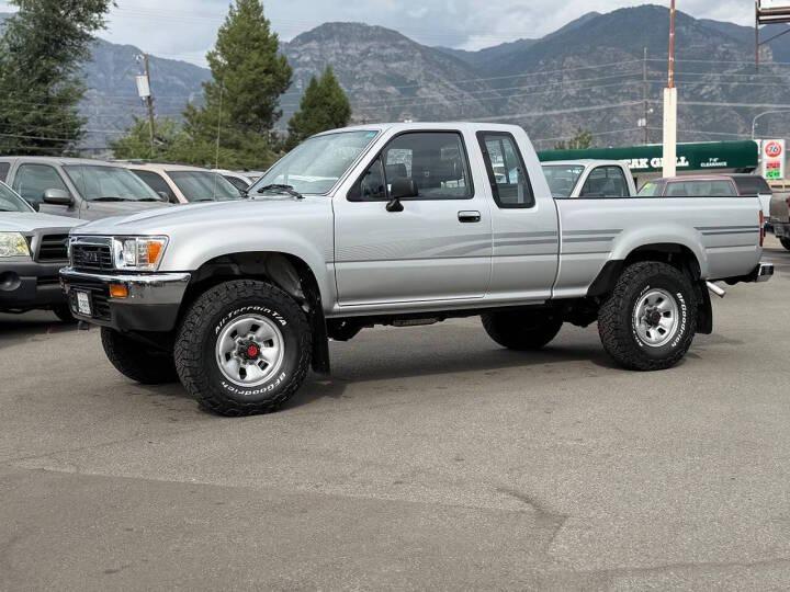1991 Toyota Pickup Deluxe Extended Cab