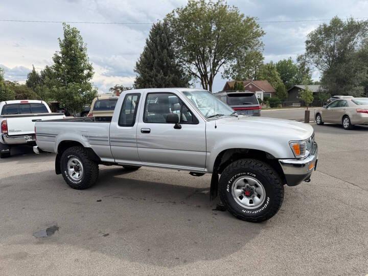1991 Toyota Pickup Deluxe Extended Cab