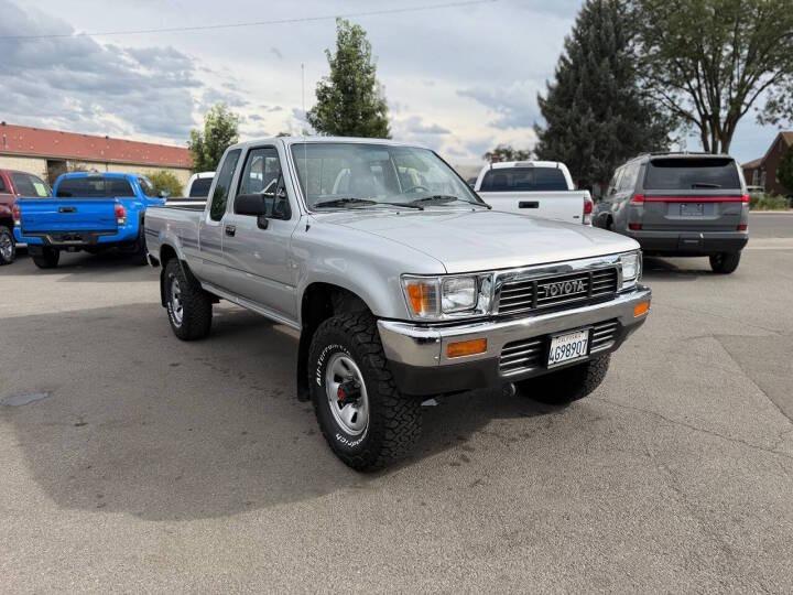 1991 Toyota Pickup Deluxe Extended Cab