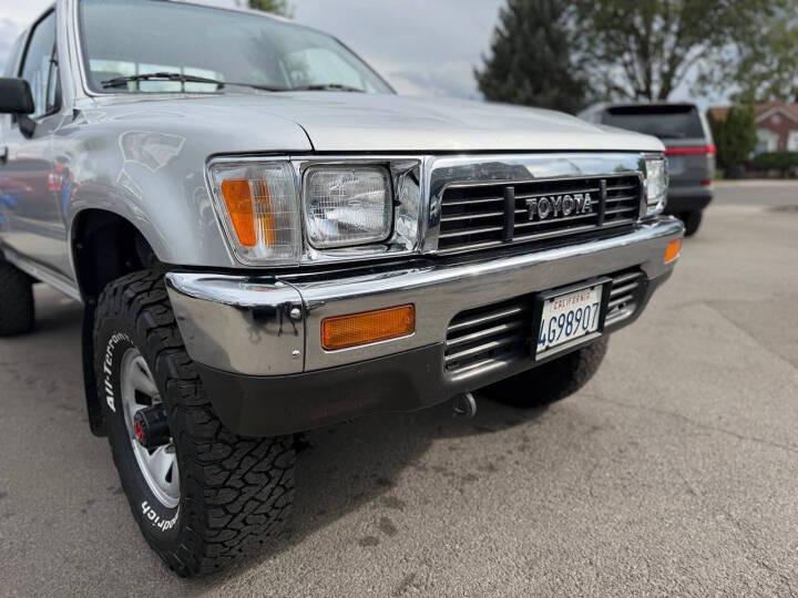 1991 Toyota Pickup Deluxe Extended Cab
