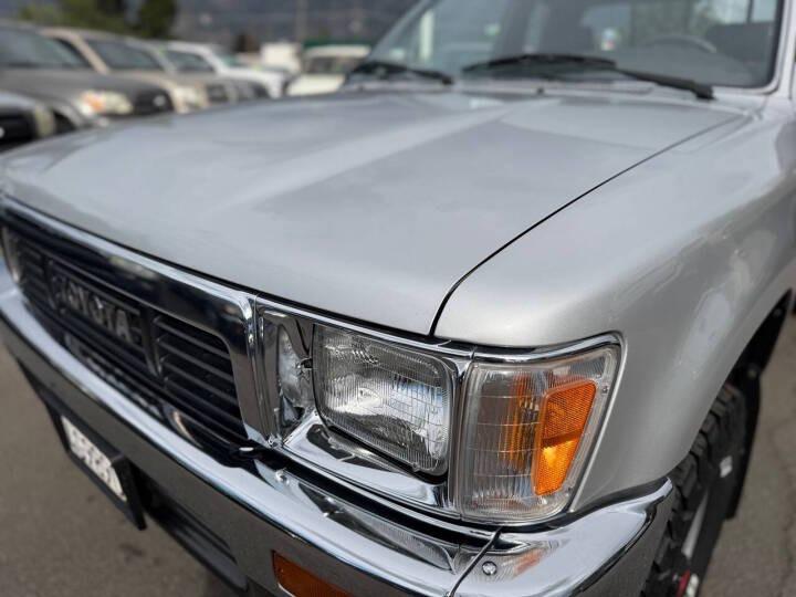 1991 Toyota Pickup Deluxe Extended Cab
