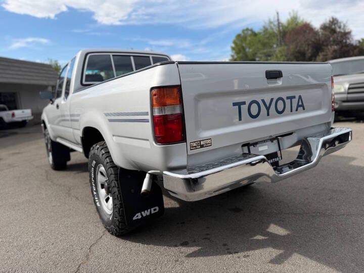 1991 Toyota Pickup Deluxe Extended Cab