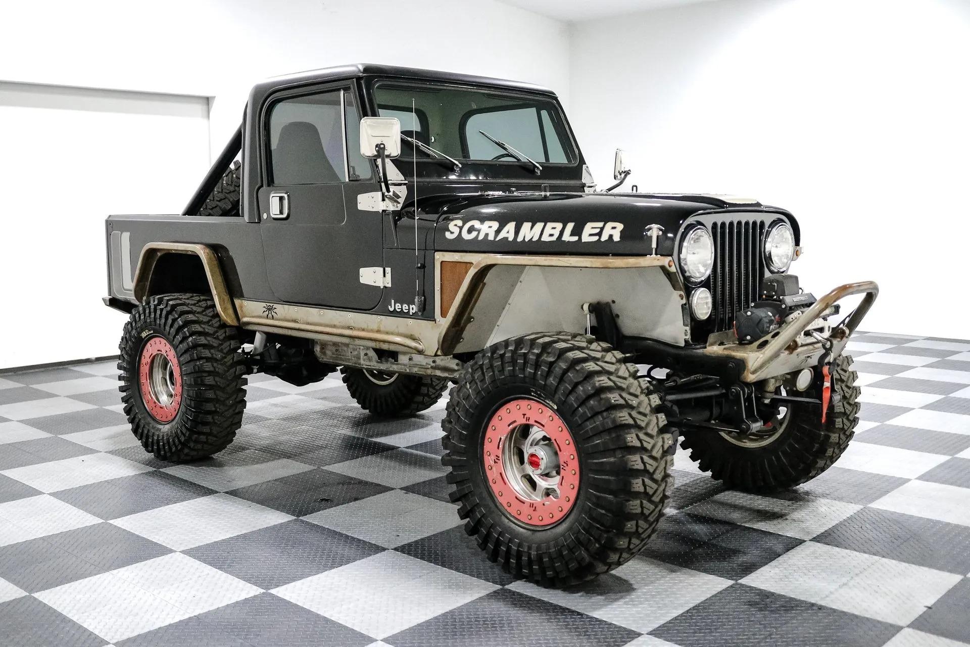 Modified 1983 Jeep CJ-8 Scrambler