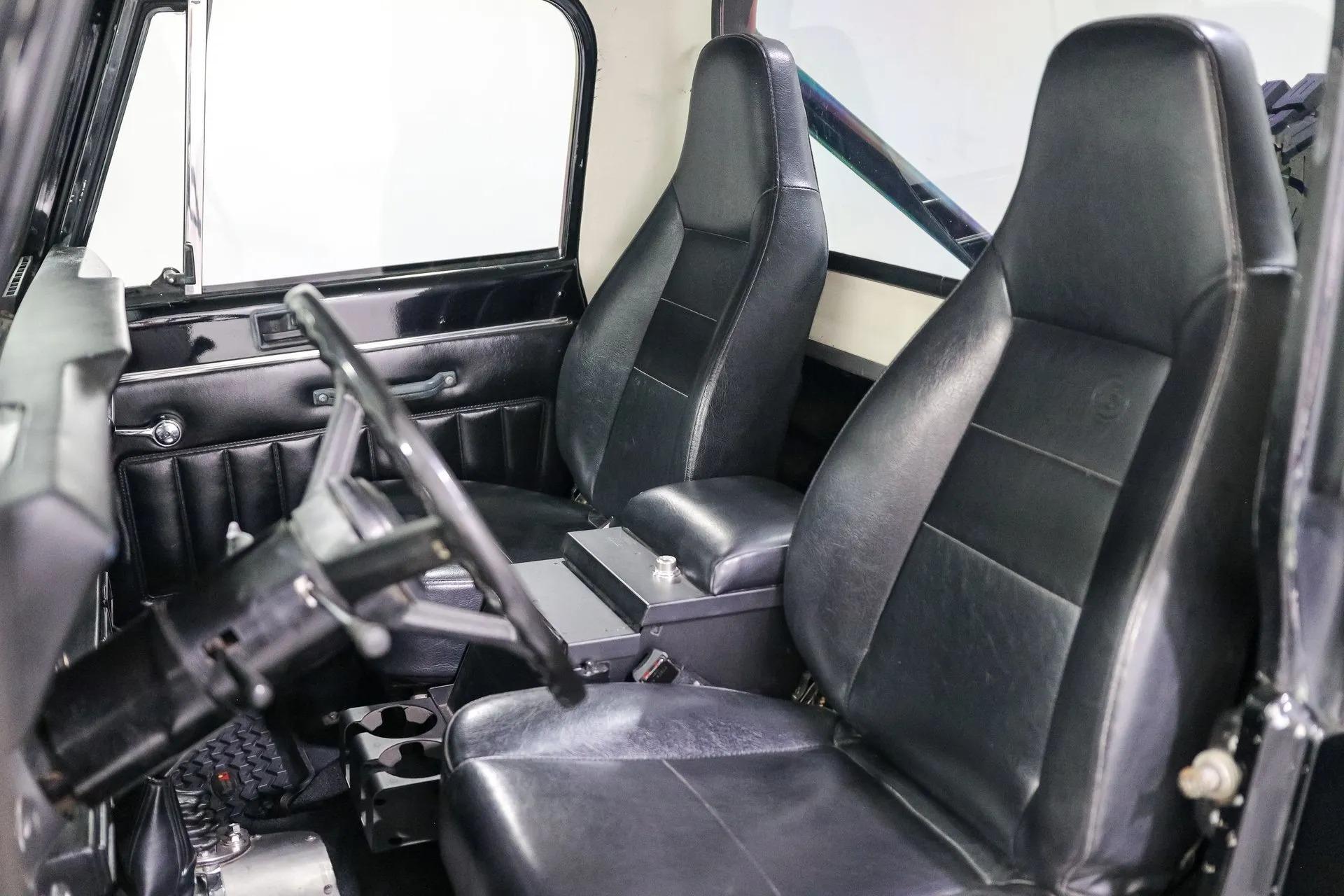 Modified 1983 Jeep CJ-8 Scrambler