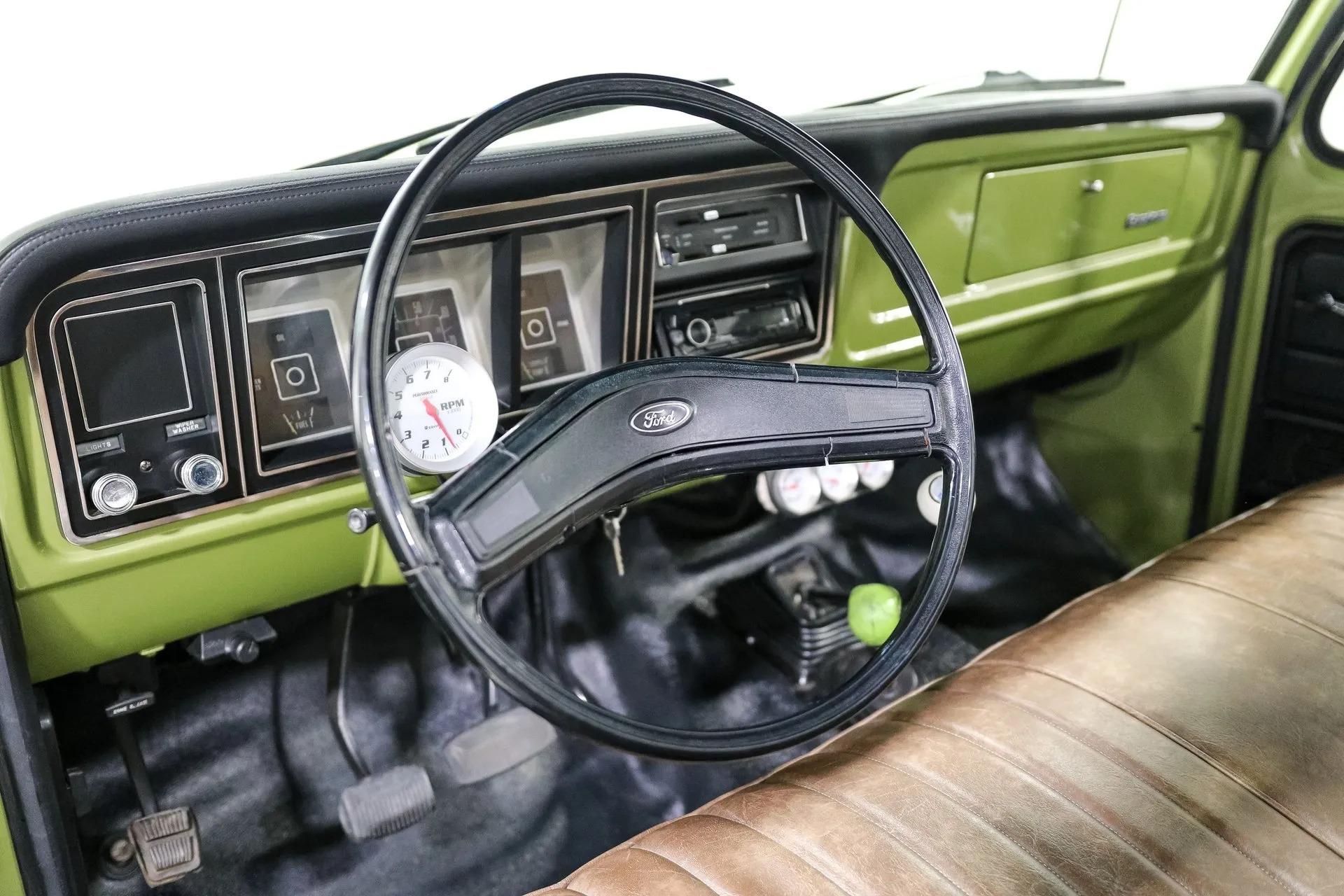 1976 Ford F-250