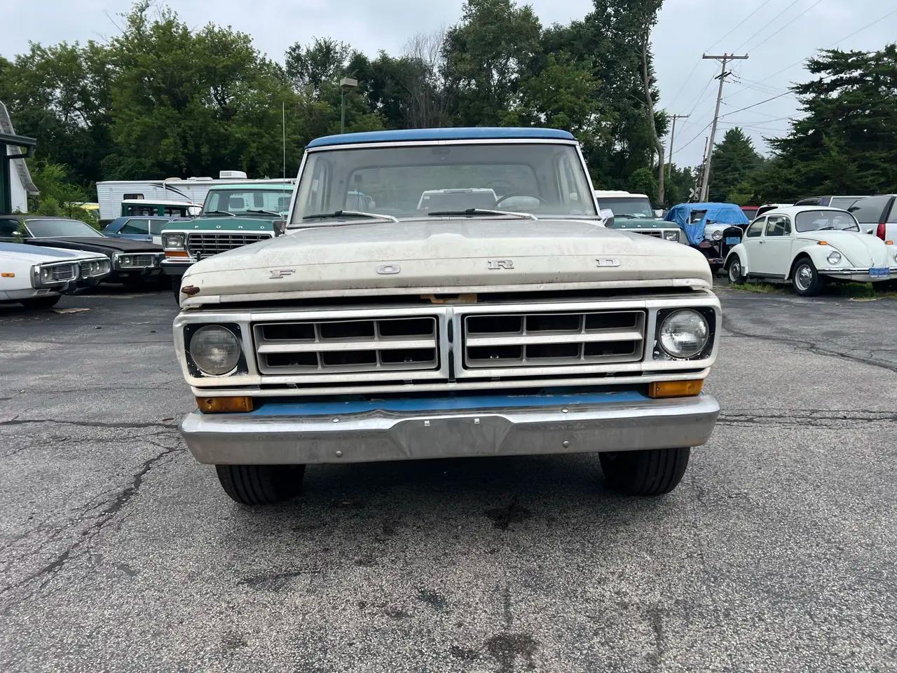 1971 Ford F-100 Sport Custom - 2