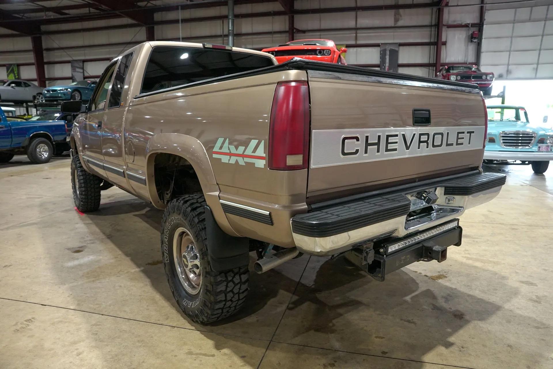 1996 Chevrolet K2500 Silverado - 4