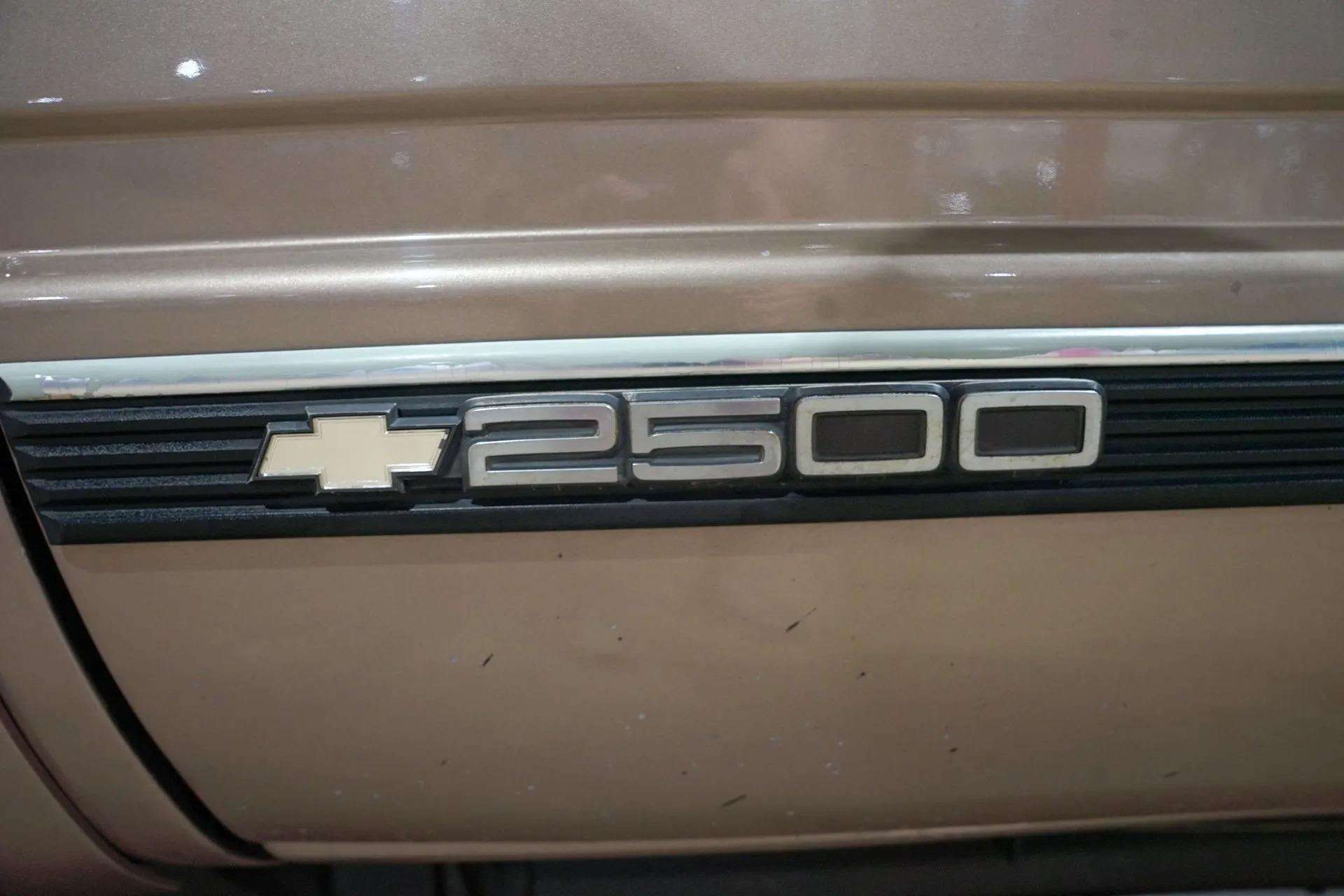 1996 Chevrolet K2500 Silverado