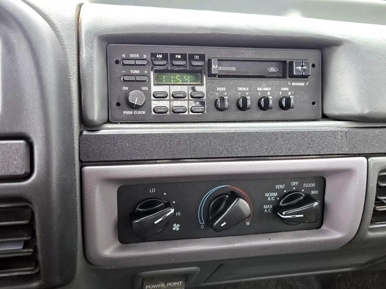 1992 Ford F-150 XLT