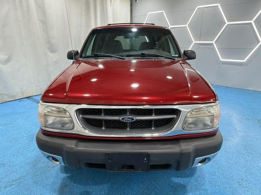 1999 Ford Explorer - 4