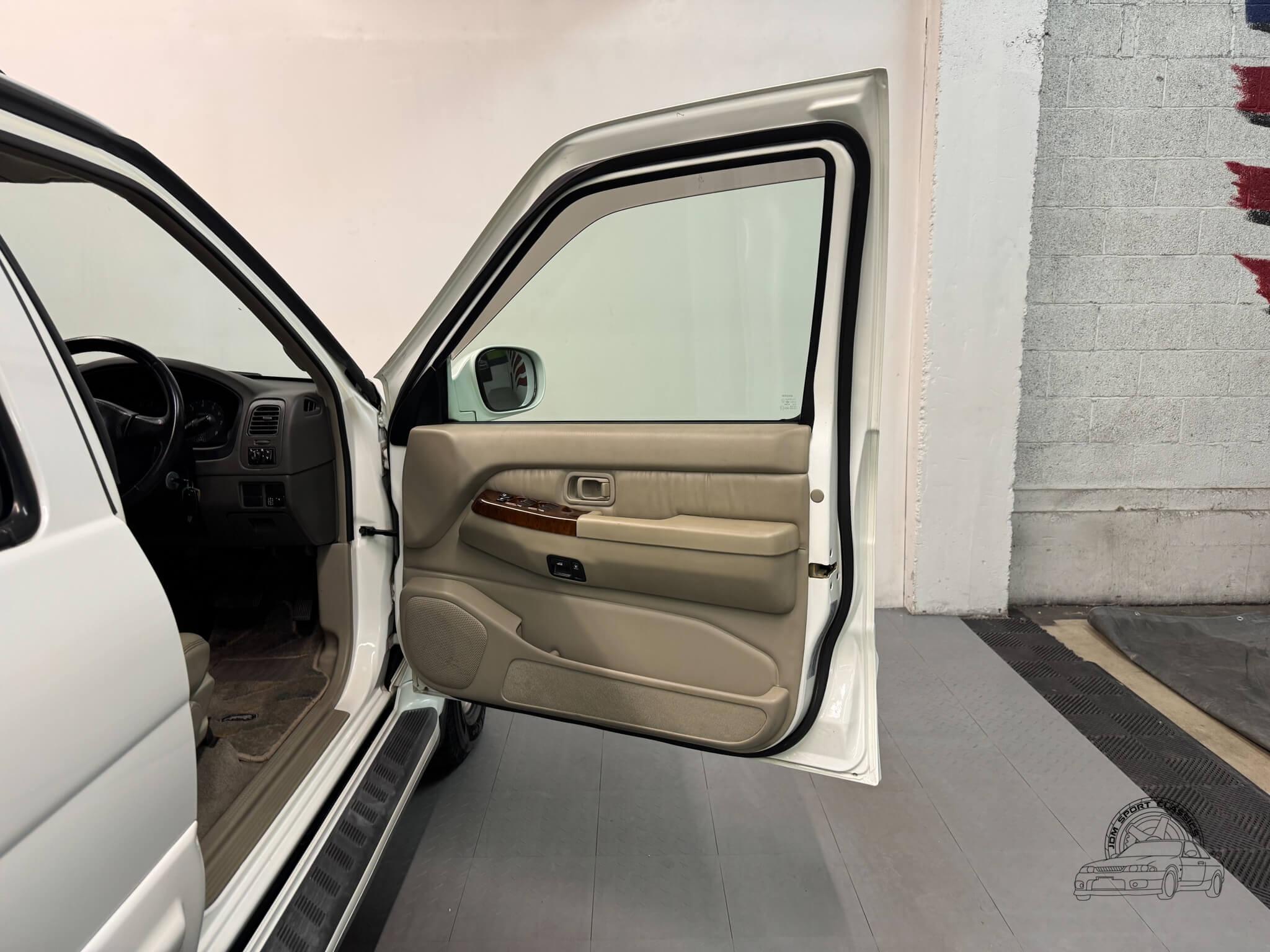 1999 Nissan Terrano Regulus RS-R Limited