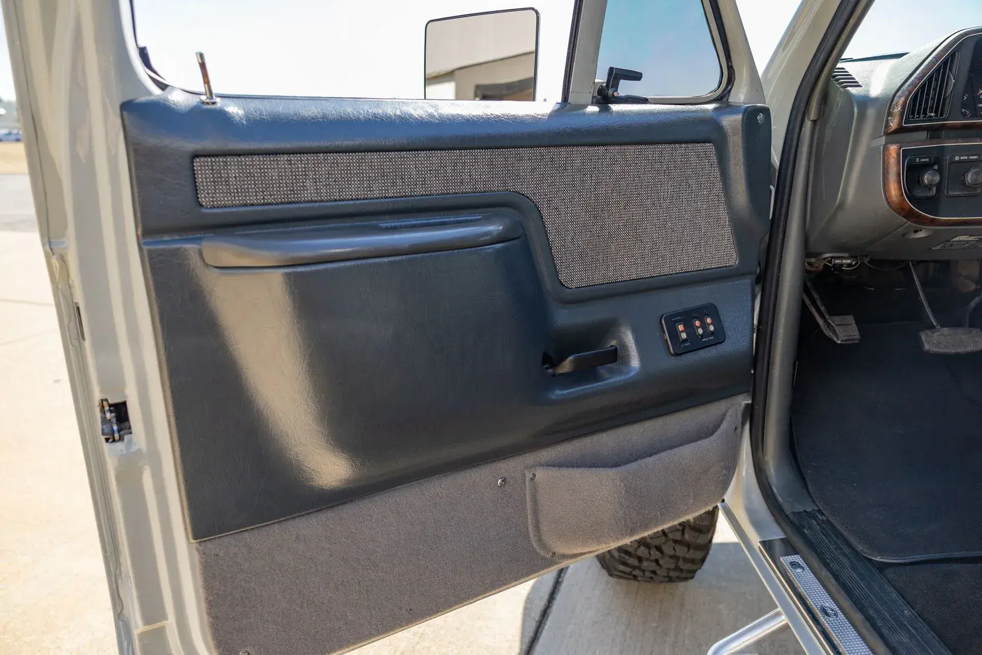 Restored 1990 Ford F-150