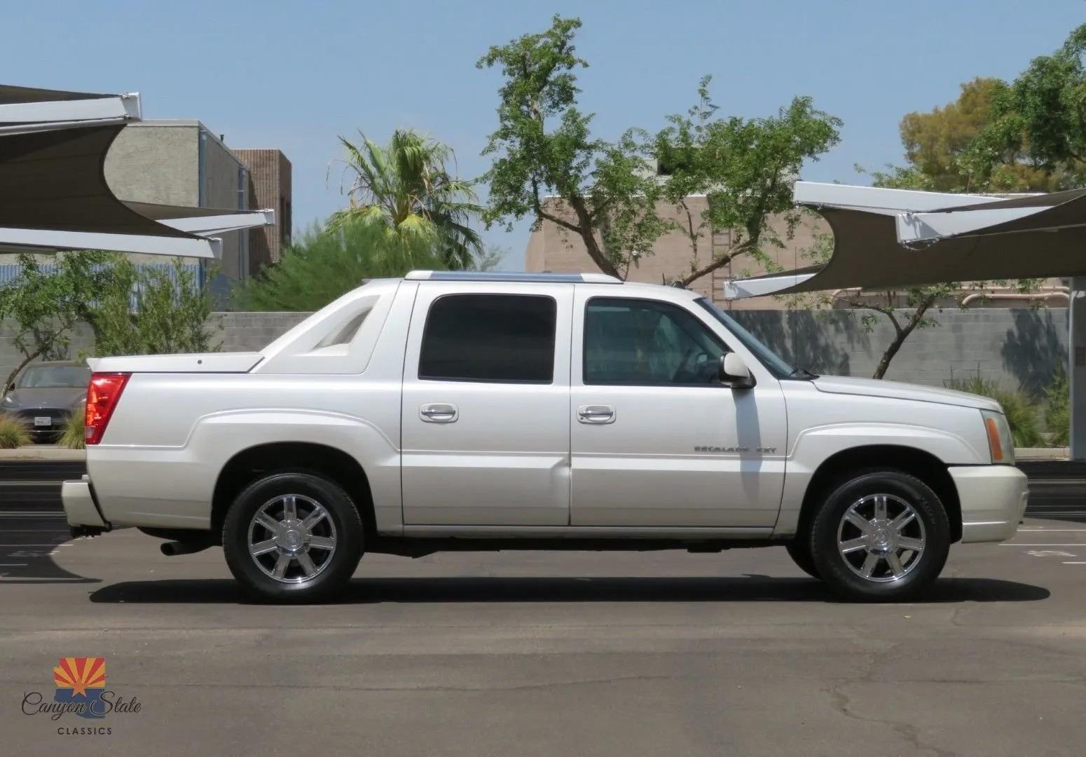2003 Cadillac Escalade EXT - 3