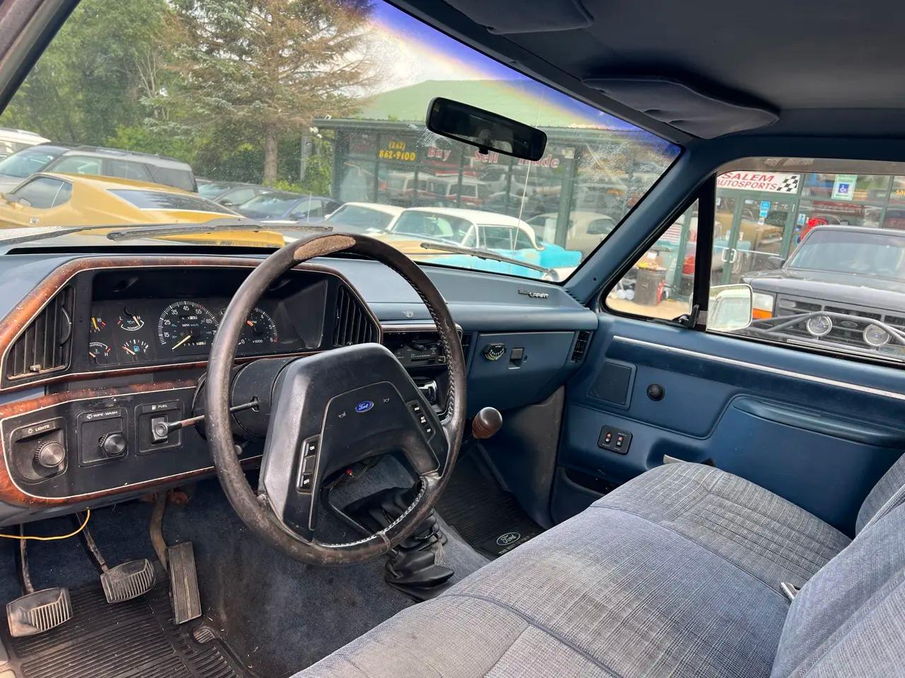 1987 Ford F-250 Styleside - 5