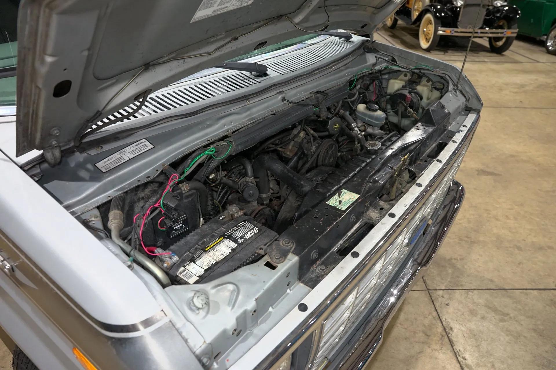 1987 Ford Econoline E-150