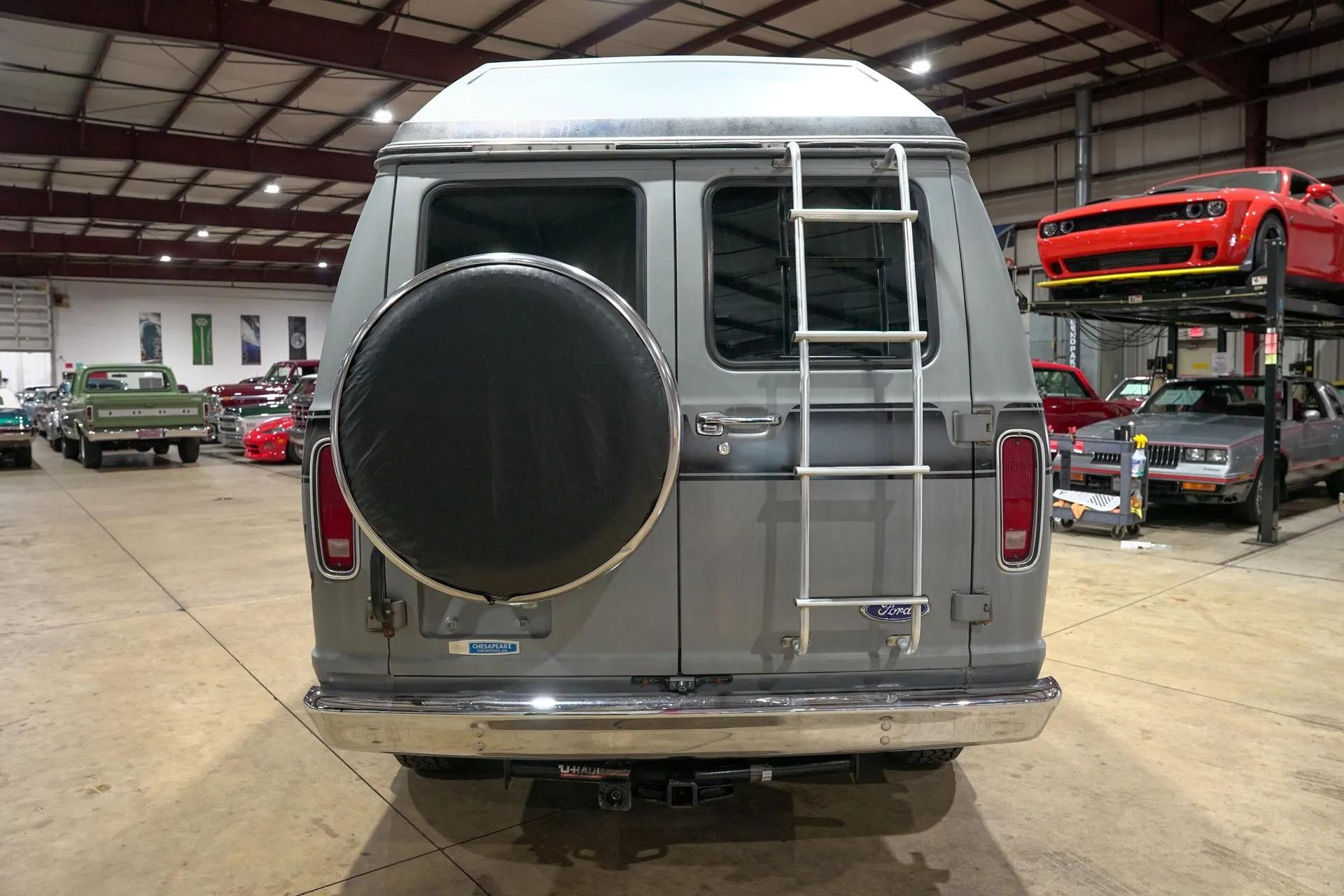 1987 Ford Econoline E-150