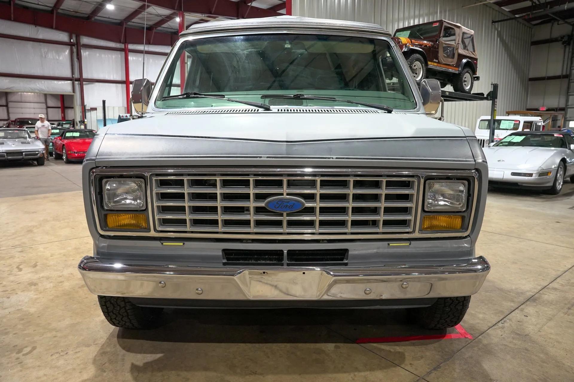 1987 Ford Econoline E-150