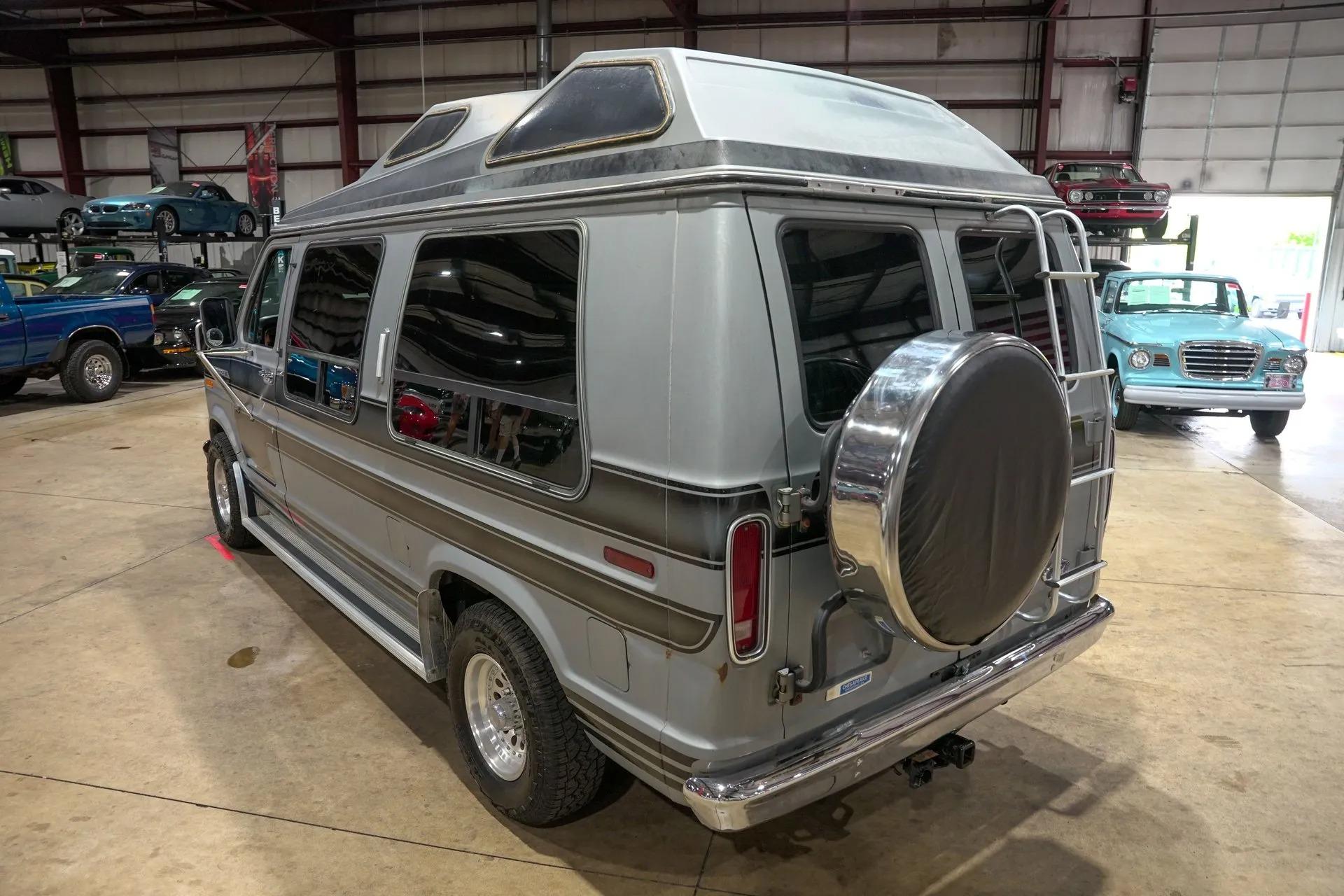 1987 Ford Econoline E-150