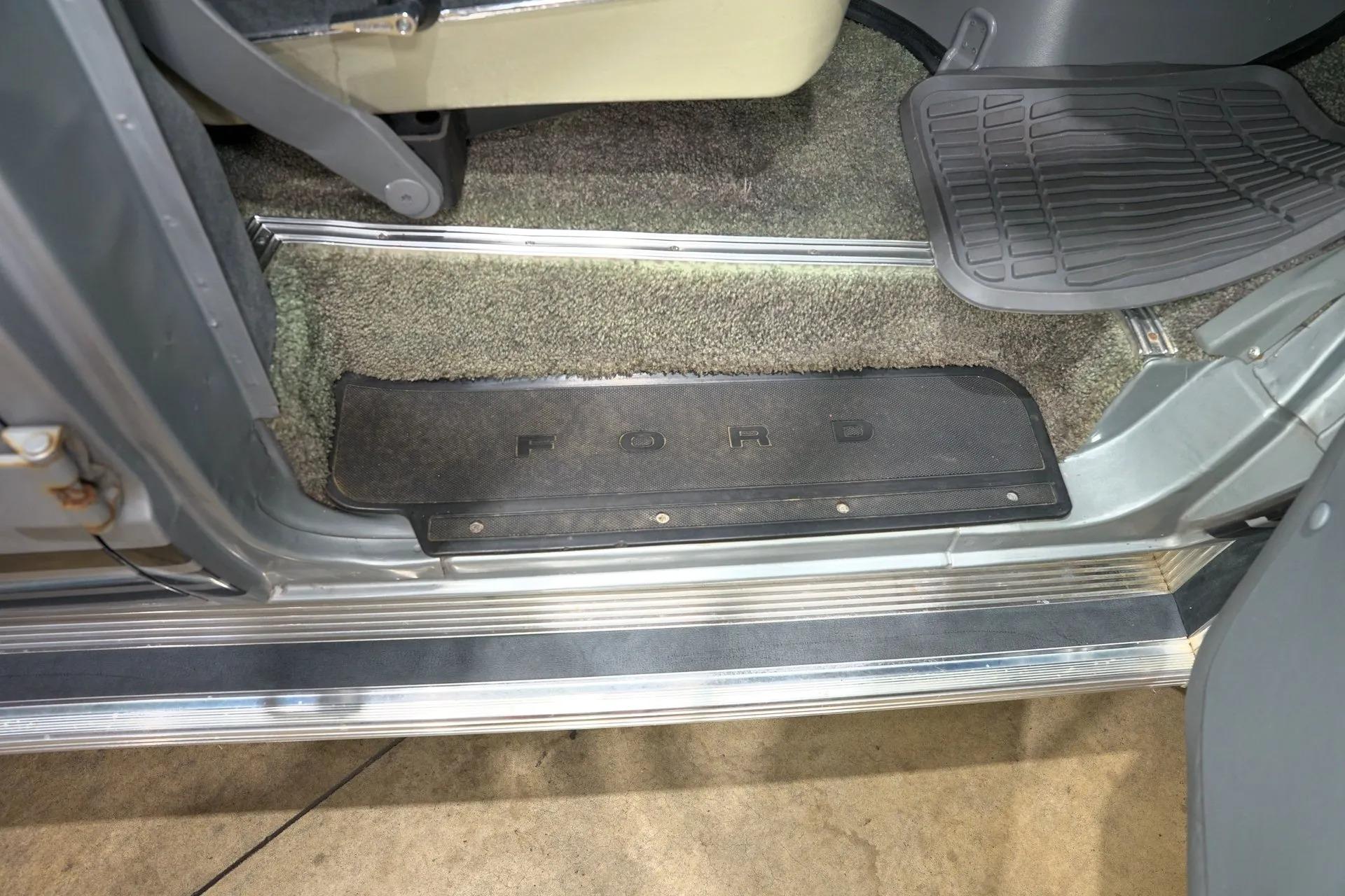 1987 Ford Econoline E-150