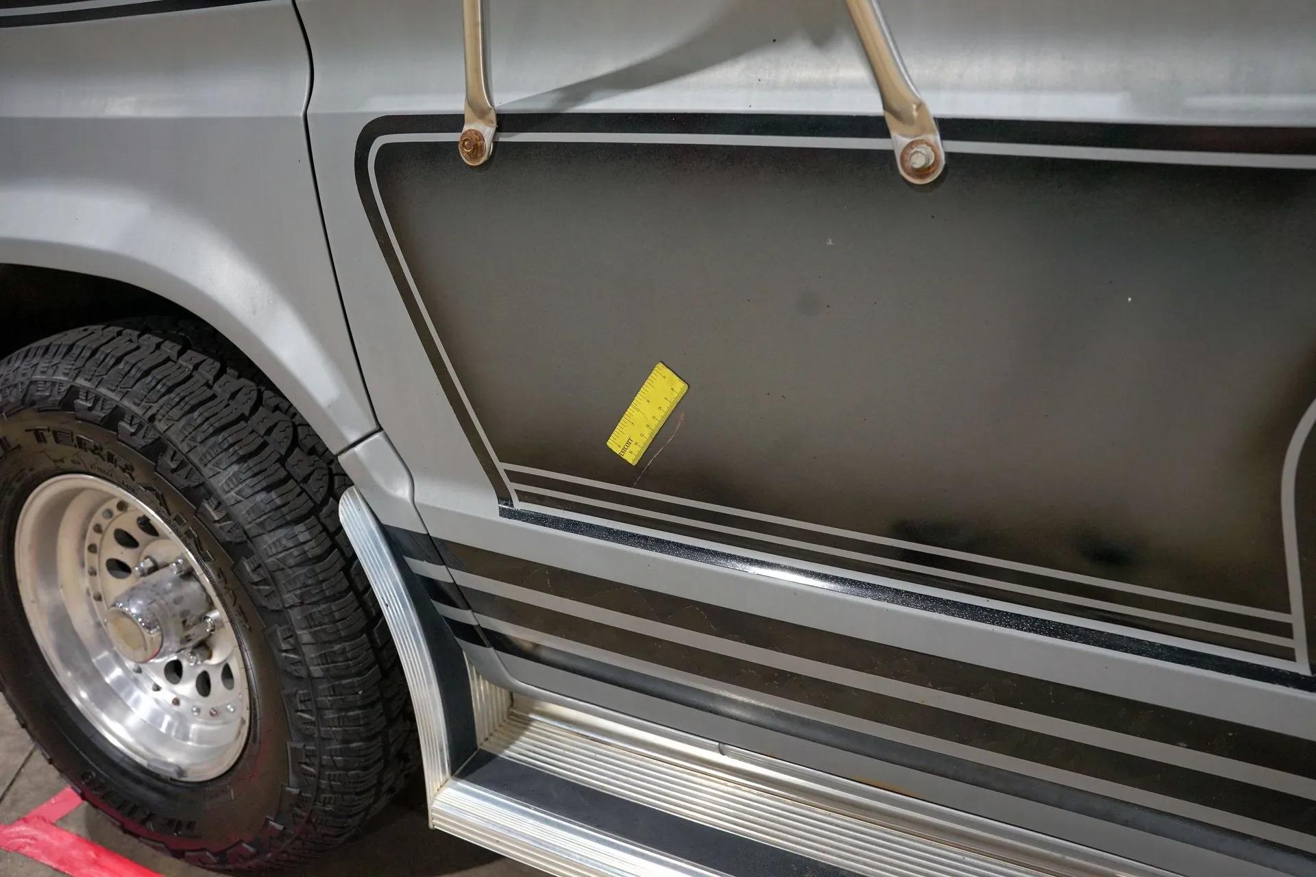 1987 Ford Econoline E-150