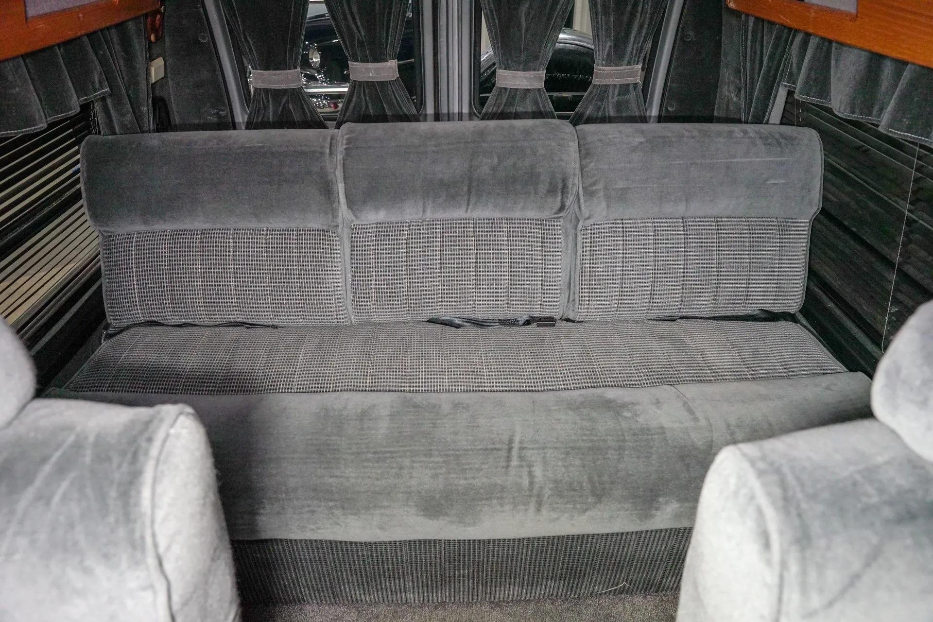 1987 Ford Econoline E-150