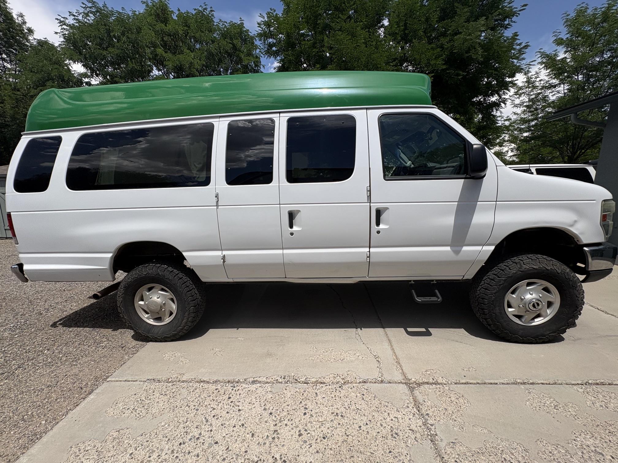  Ford E-Series